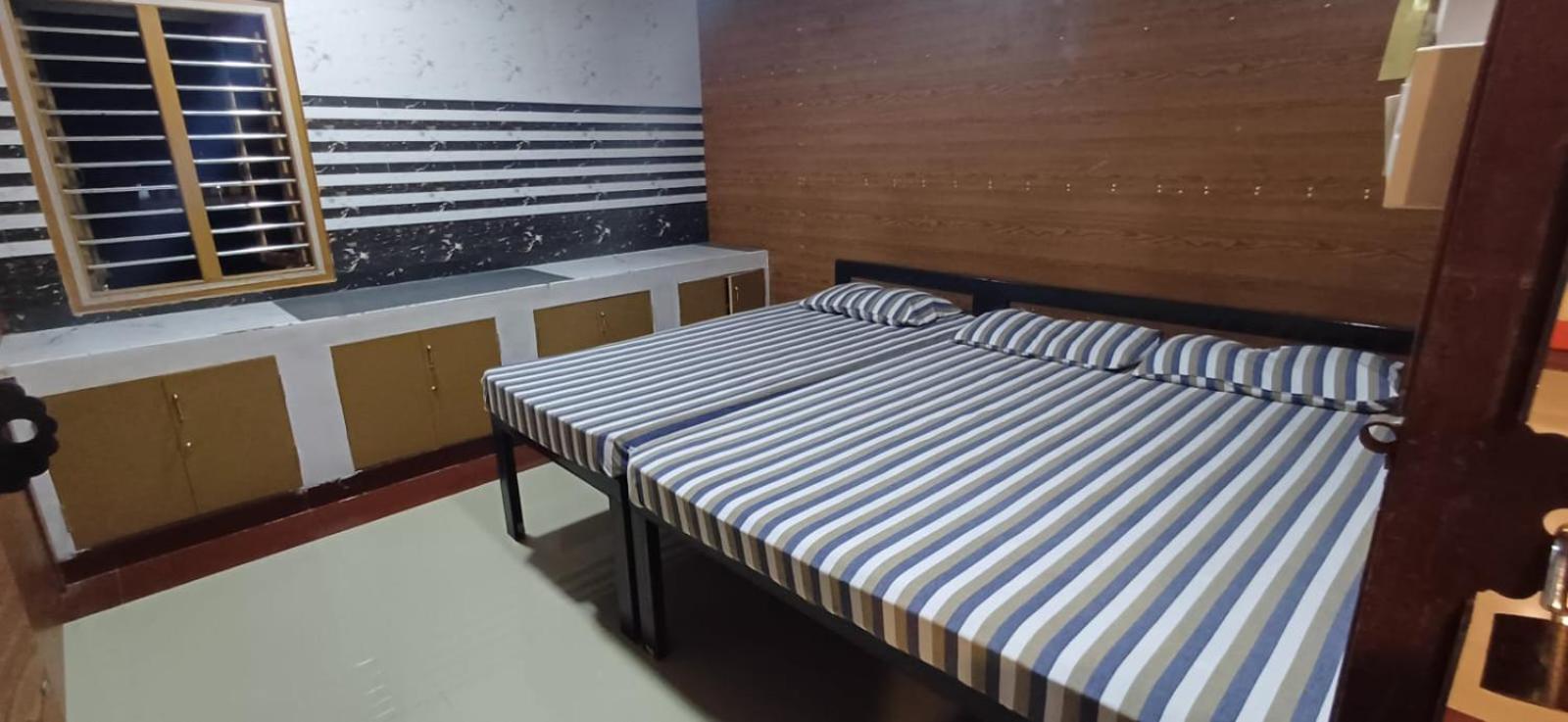 Sri Balaji Lodging Ξενοδοχείο Tiruchchendūr Δωμάτιο φωτογραφία